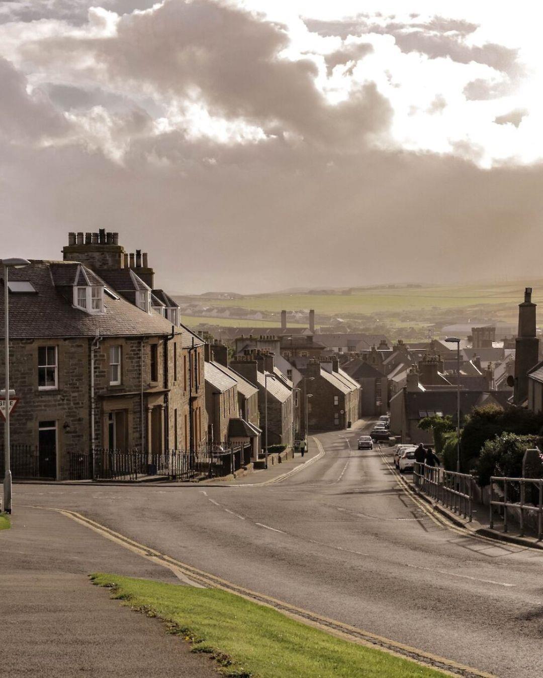 East Road onto Berstane Road, Kirkwall.