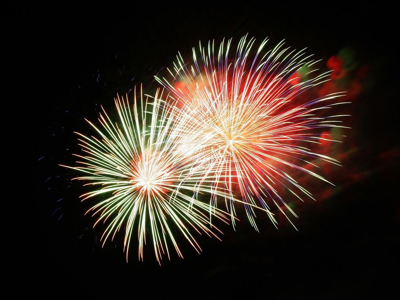 Fireworks 227383 1280