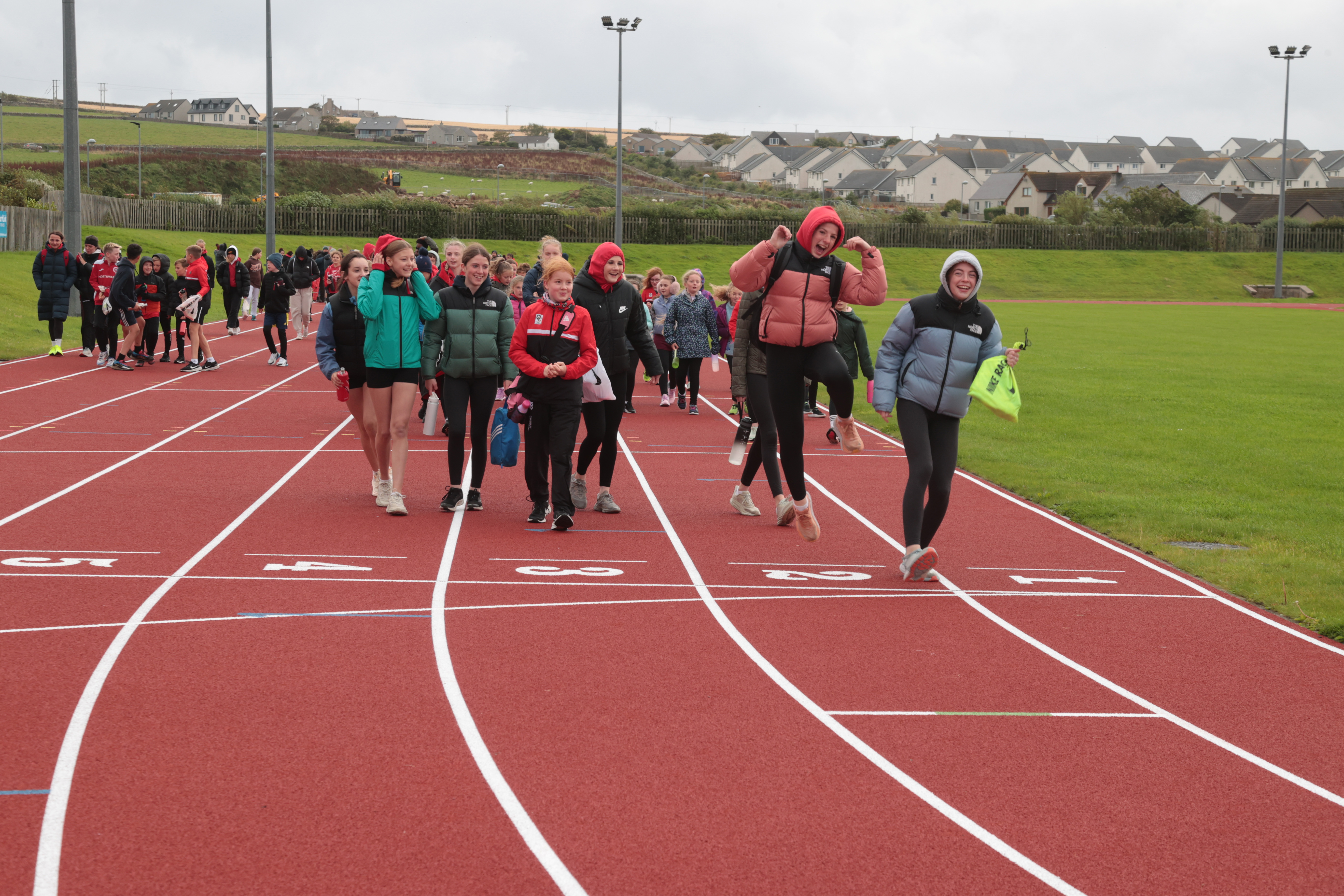 Picky Running Track 640