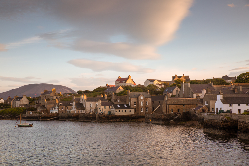 Stromness Sunrise, Orkney © Orkney.Com